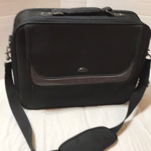 Samsonite computer luggage bag